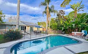 Rainforest Villa 4 Bedroom Poolspa Walk2Disneyland